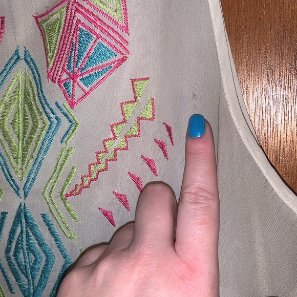 Tribal sheer tank - Picture 4 of 6